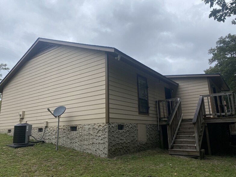 Primary Photo - 921 Odom Dr