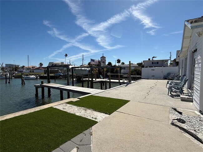 Building Photo - 13711 Gulf Blvd
