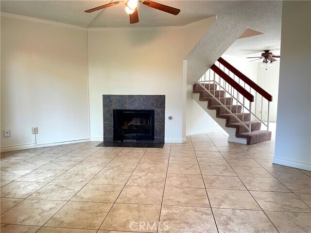 Building Photo - 1077 S Santo Antonio Dr