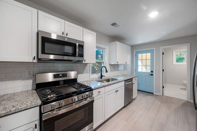 Building Photo - 4673 Hassell Ave