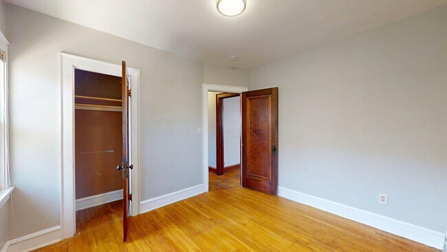Building Photo - 4003 Behrwald Ave