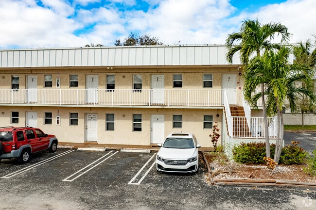 RAM Pompano - RAM Pompano Apartments