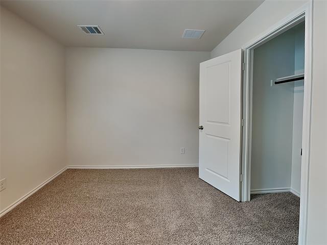 Building Photo - 422 Tall Cedar Wy