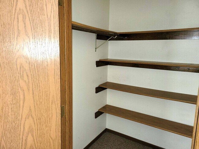 Building Photo - 4704 Speros Ln