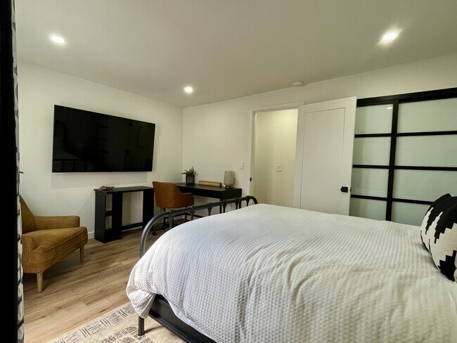 Building Photo - 6111 Rancho Mission Rd