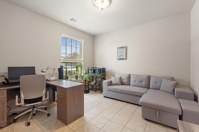 Building Photo - 9131 Basin Ridge Ln