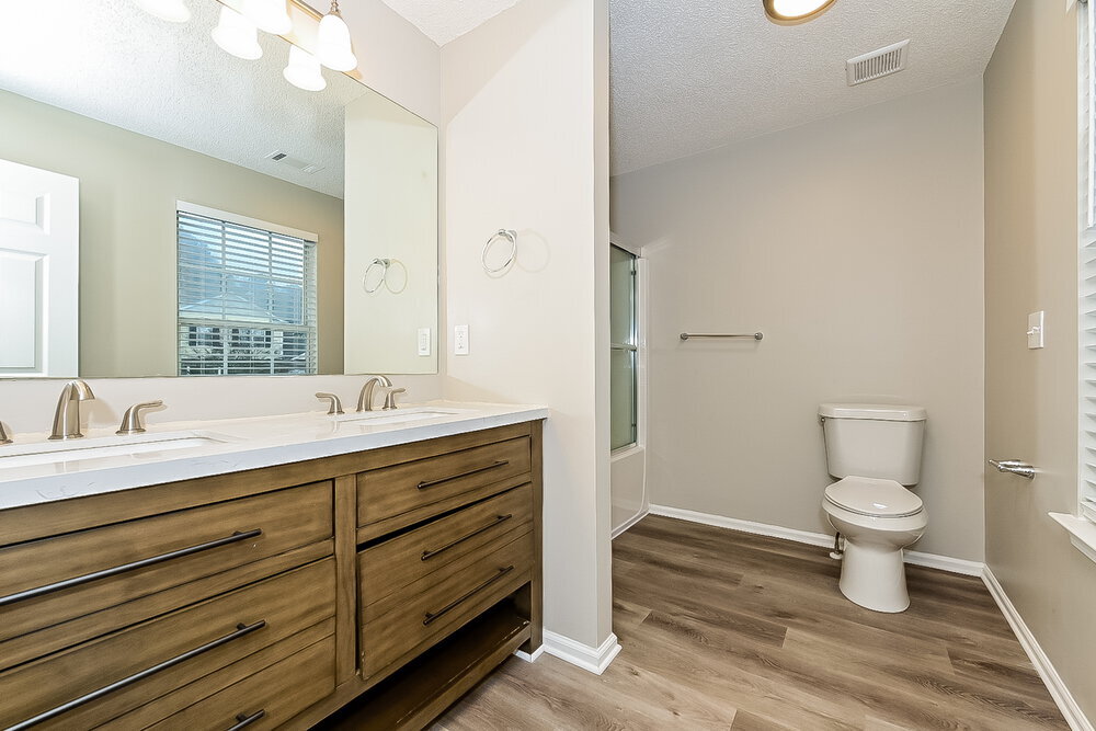 Building Photo - 3360 Waggoner Ln