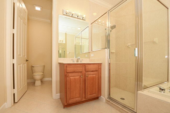 Building Photo - 7033 Willow Pine Way