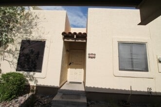 Building Photo - 2486 N Ironwood Ridge Dr