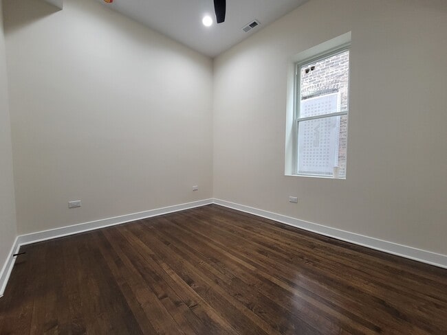 Building Photo - 1644 S Millard Ave