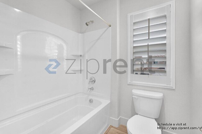 Building Photo - 710 Barrett Lk Rd