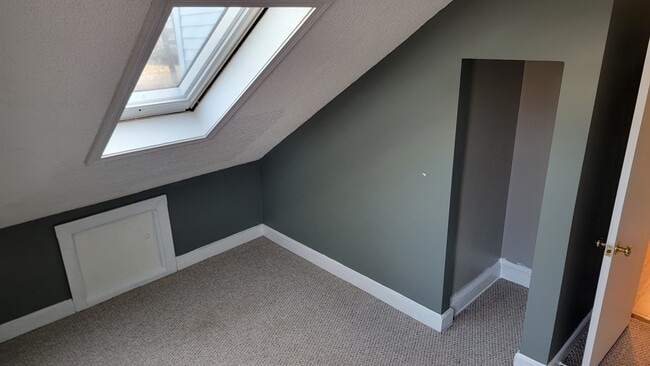 Building Photo - 115 Paul Manafort Dr