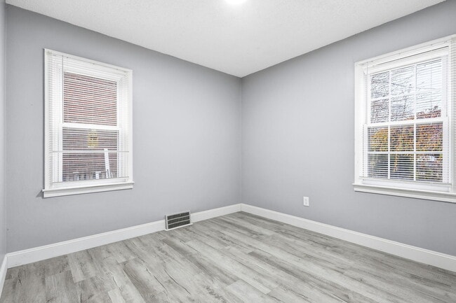 Building Photo - 1541 Washington Ave