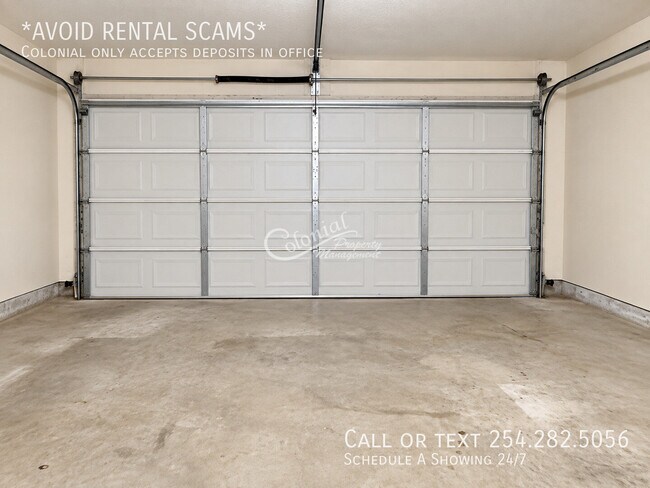 Building Photo - 2302 Gallop-