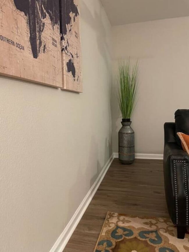 Building Photo - 3500 Clover Rd