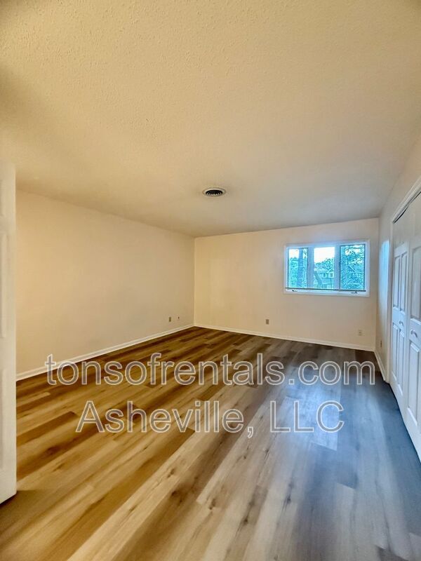 Building Photo - 181 N Britton Creek Ct