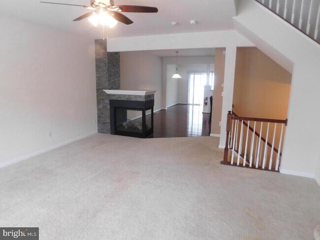 Building Photo - 12705 Bedford Glen Way