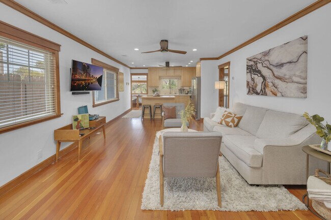 Building Photo - 1072 Johnson Ave