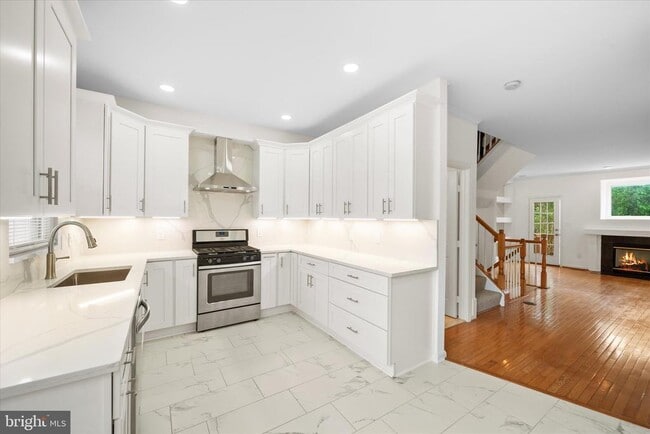 Building Photo - 14460 Cider House Ln