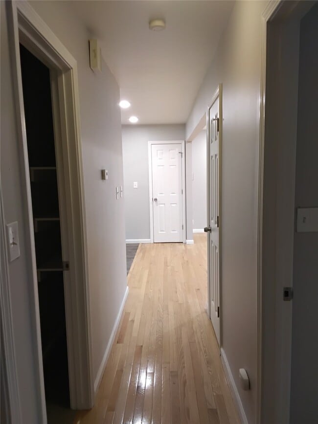 Building Photo - 7454 Blanding Dr