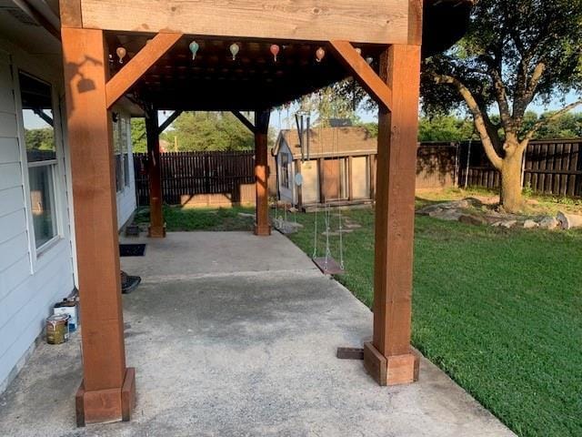 Building Photo - 3700 Dogwood Rd