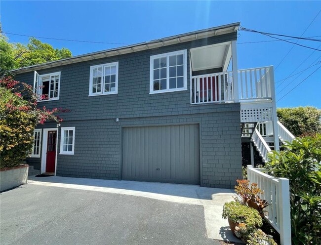 Building Photo - 2344 Glenneyre St