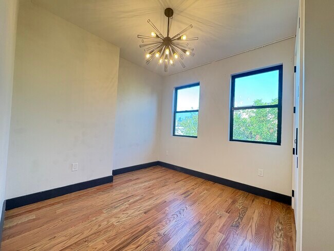 Unit 2 - 604 Palisade Ave