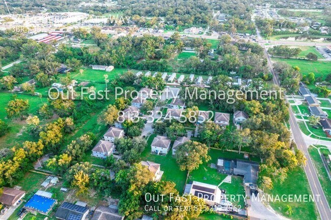 Building Photo - 5014 Beechcraft Way