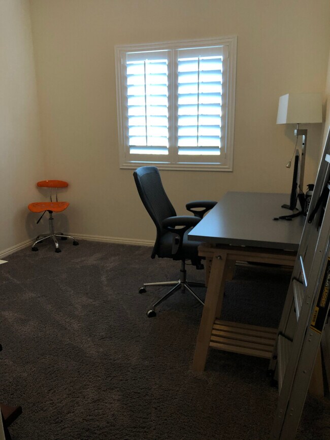 Building Photo - 8046 Mosaic Sunrise Ln