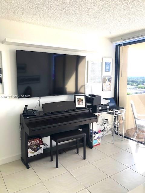 Building Photo - 1470 NE 123rd St