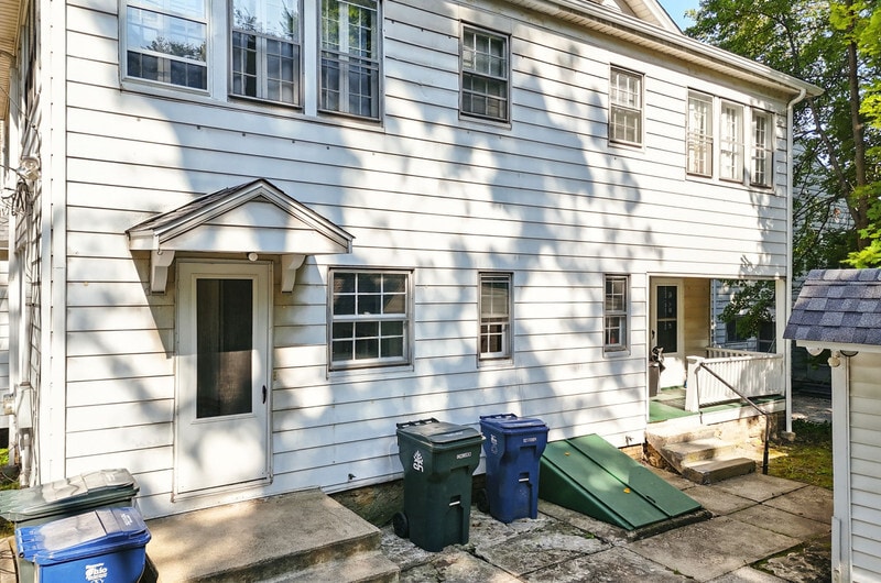 Building Photo - 2341 S Overlook Rd