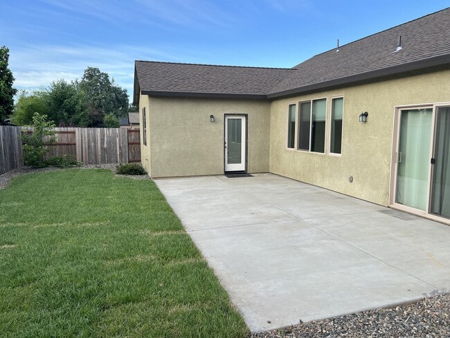 Building Photo - 4321 Paulson Ln