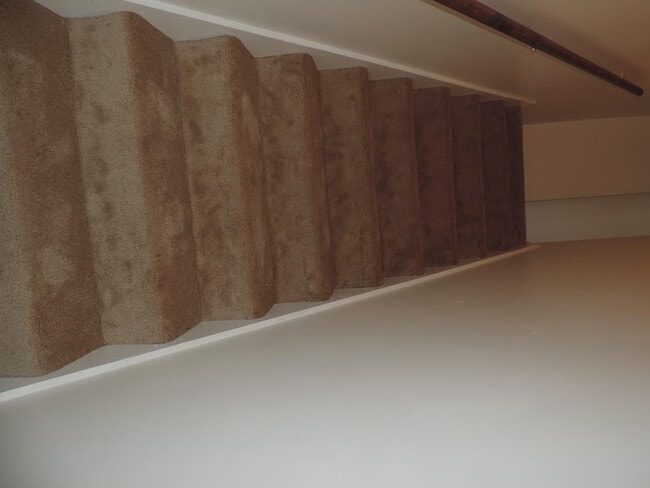 Building Photo - 2808 Ferret Ct