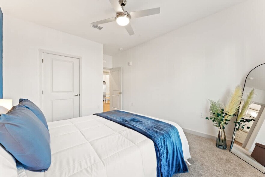 Building Photo - 14533 Star Water Rd