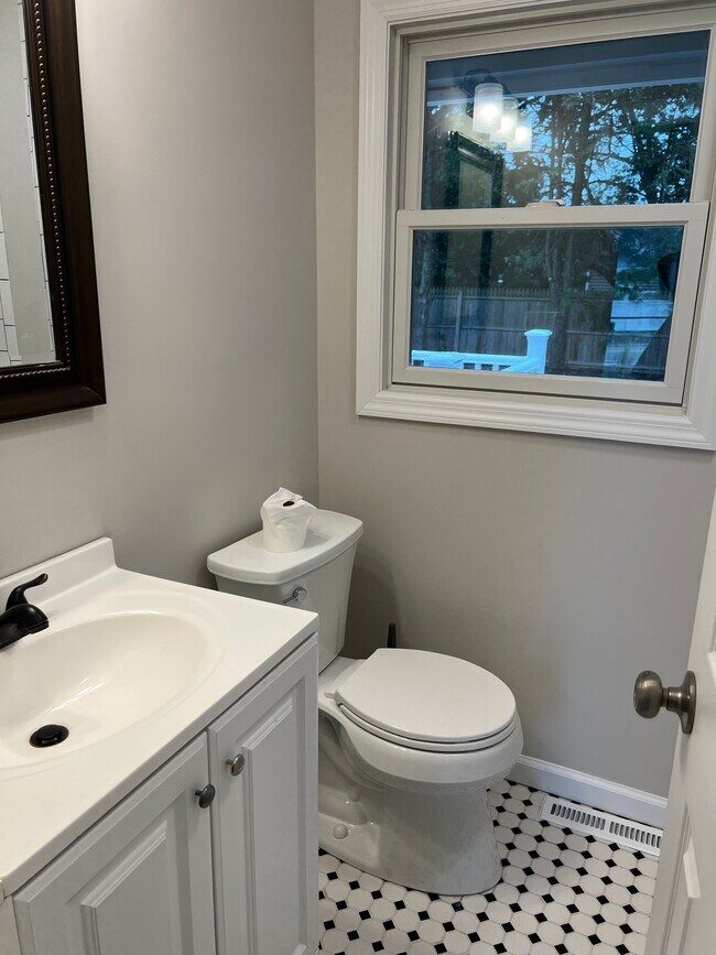 Full Bathroom with Tub - 121 Marshall Dr