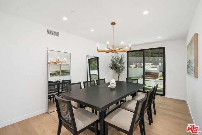 Building Photo - 4545 Balboa Ave