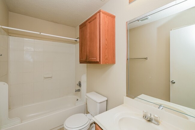 Building Photo - 29310 Hickory Terrace Dr