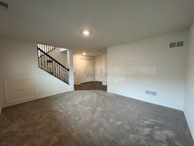 Building Photo - 594 Cimmaron Cir