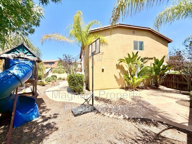 Building Photo - 46383 Vianne Ct