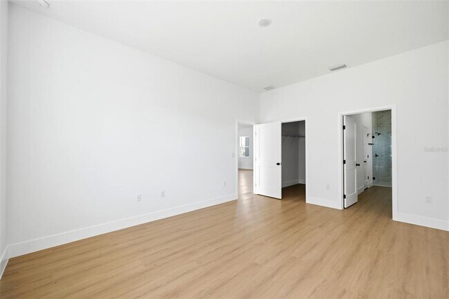 Building Photo - 16835 SW 17th Terrace