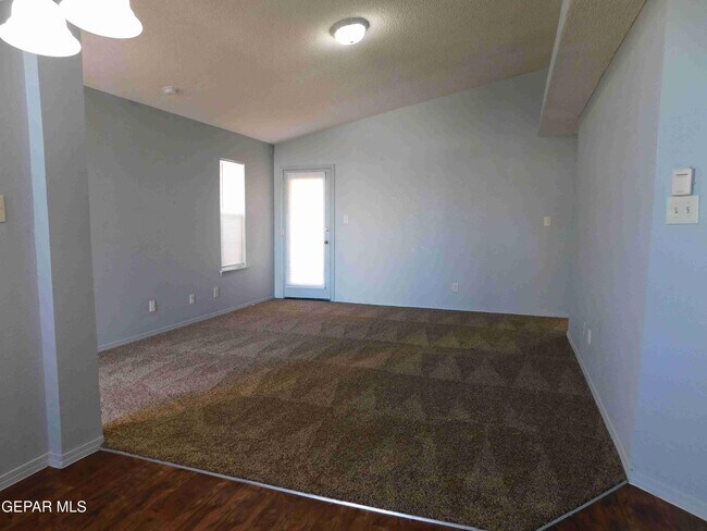 Building Photo - 12328 Tierra Canada Dr