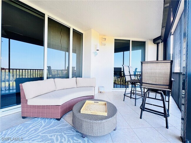 Building Photo - 23850 Via Italia Cir