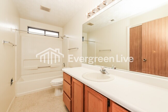 Building Photo - 6647 Charlesgate Rd