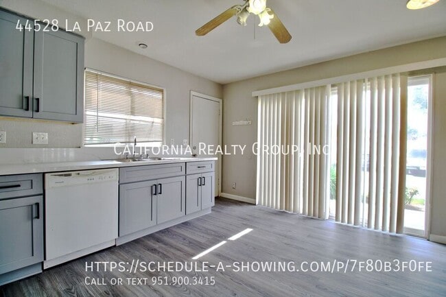 Building Photo - 44528 La Paz Rd