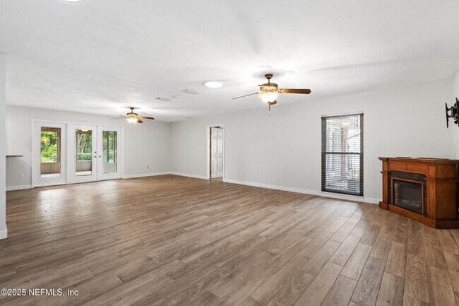 Building Photo - 49 Nelsons Point