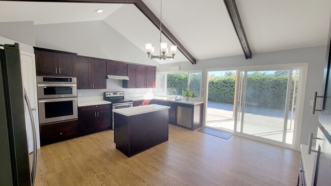 Building Photo - 4 Bed/ 2.5 bath House in Rancho Penasquitos