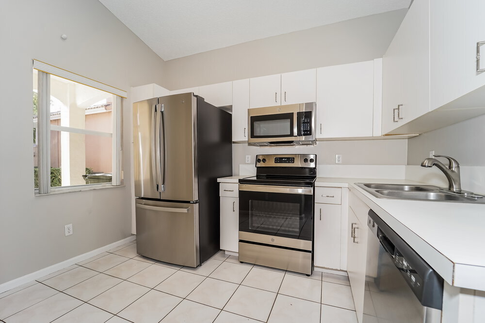 Building Photo - 5841 Eagle Cay Ln