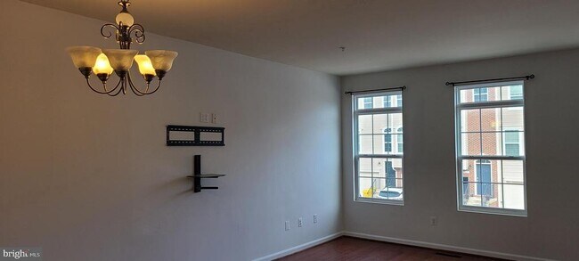 Building Photo - 7538 Stonehouse Run Dr