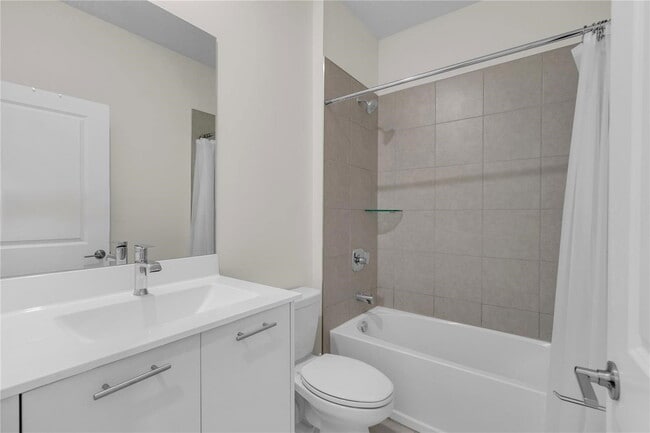 Building Photo - 4608 NW 83rd Pky