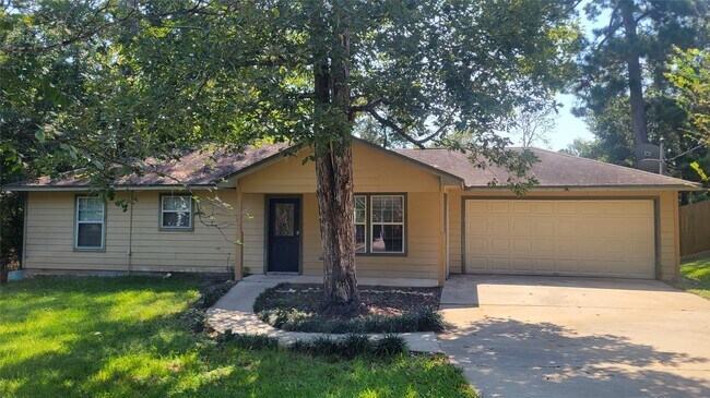 Building Photo - 10420 Royal Tricia Dr